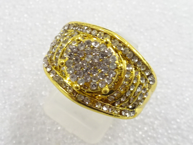 JAPANESE KIMONO / ANTIQUE CRYSTAL RING (SIZE 23)